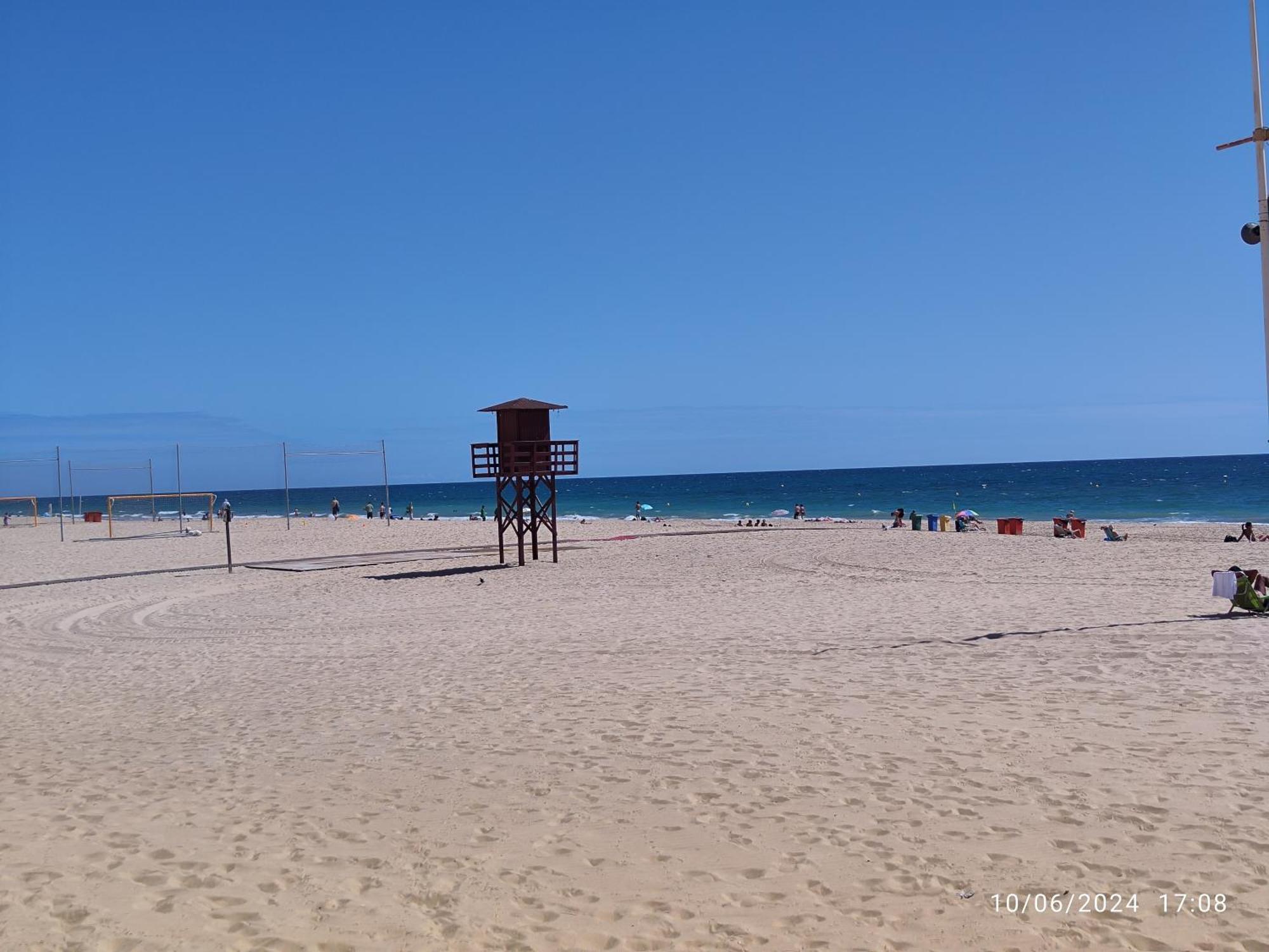 Apartamentos Luxury Playa Victoria Кадис Экстерьер фото